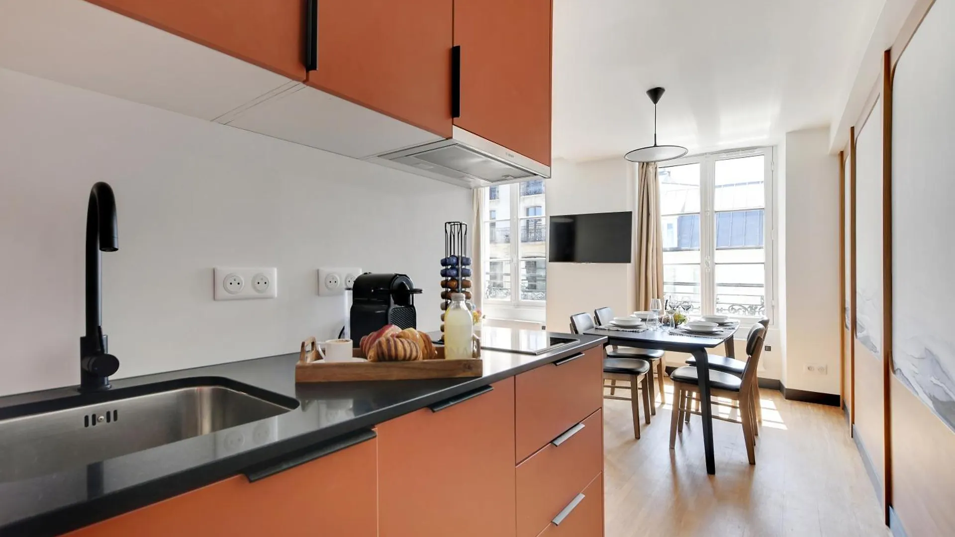 Sereners - Charming Serviced Apartments - Bastille Paris France